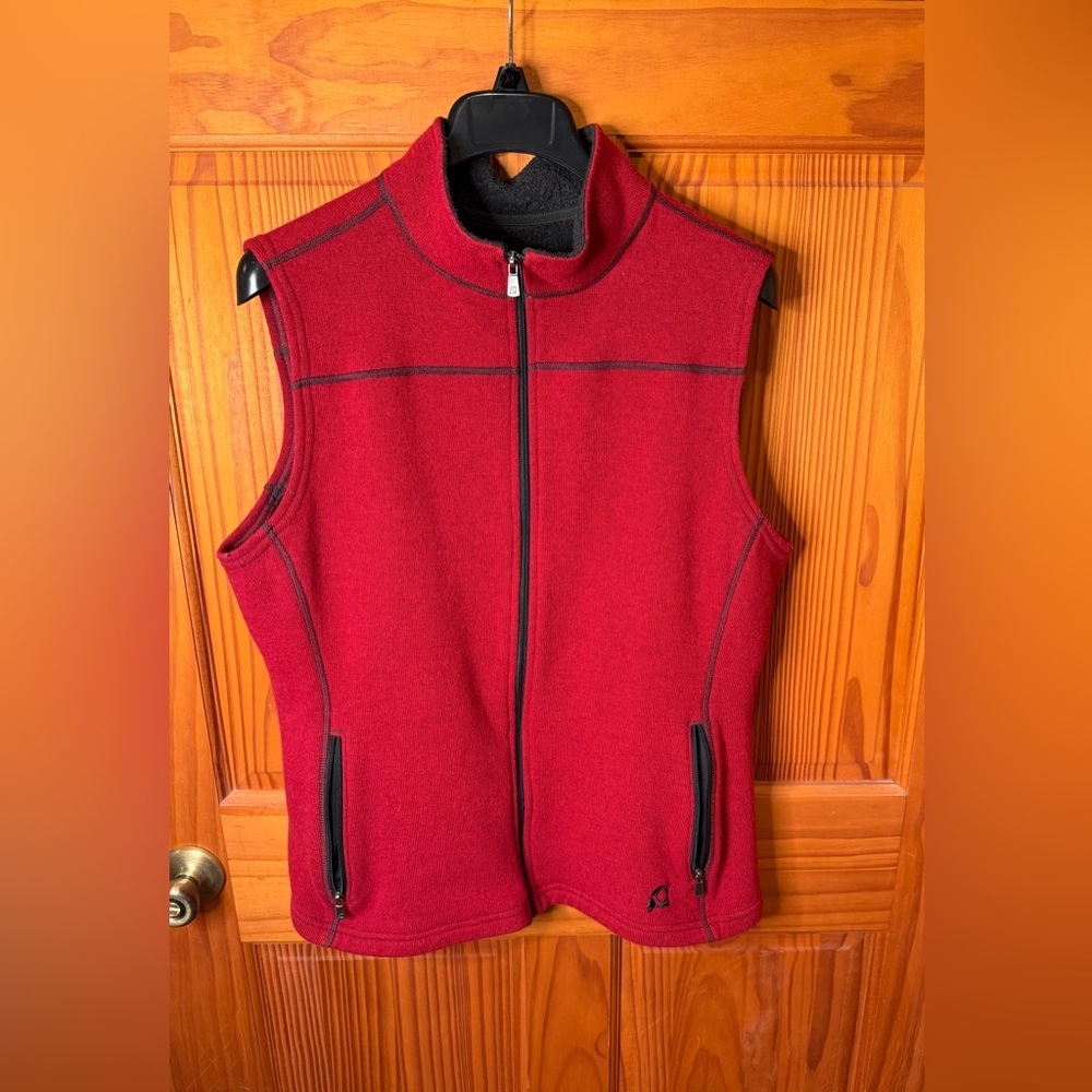 Overland Red/Gray XL Men’s Zip-Up Vest - Excellent Condition